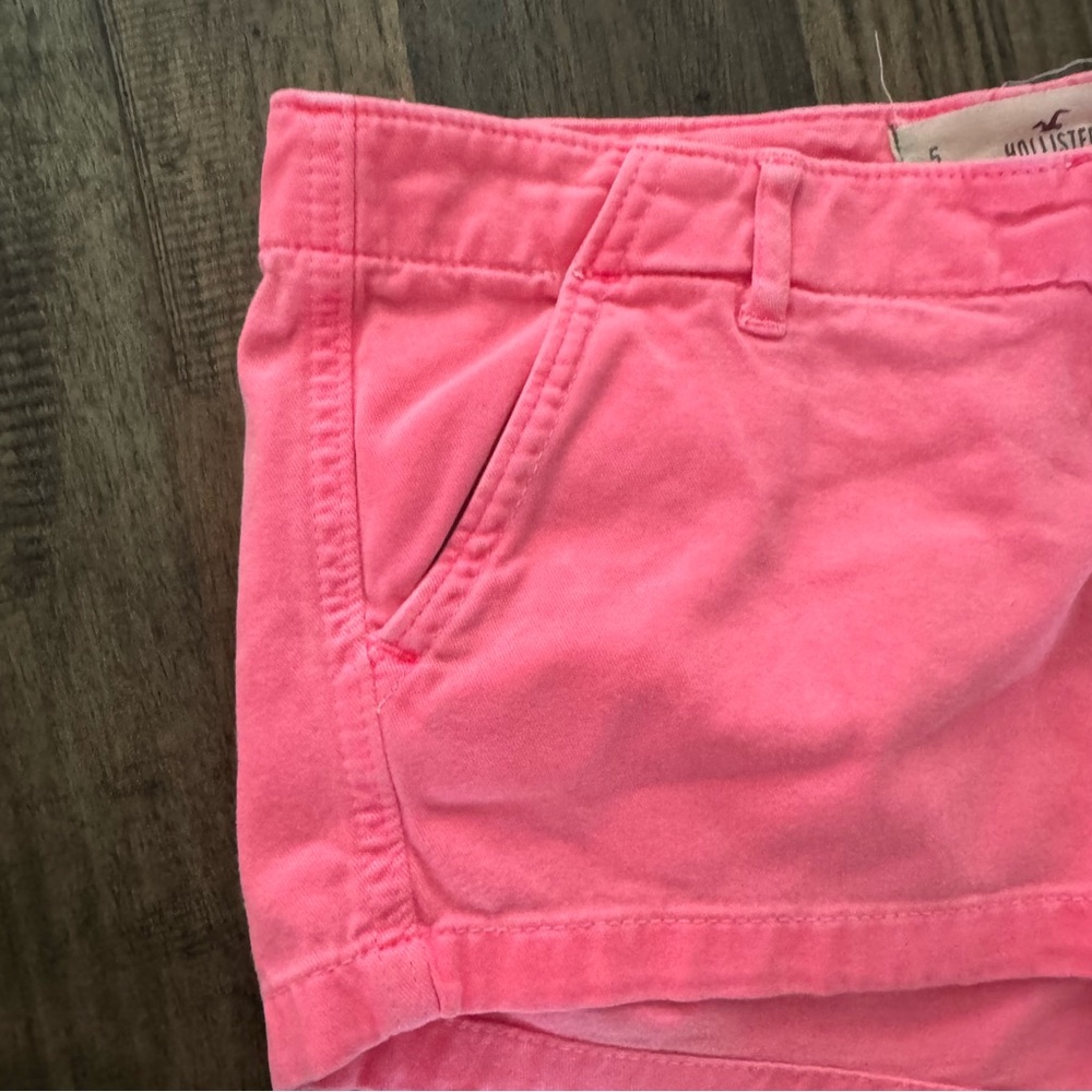 Hollister Neon Pink Shorts - Picture 4 of 10